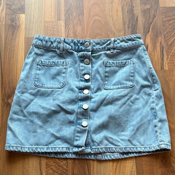Garage Dresses & Skirts - Garage Woman’s Size S Blue Button-Down Mini Skirt